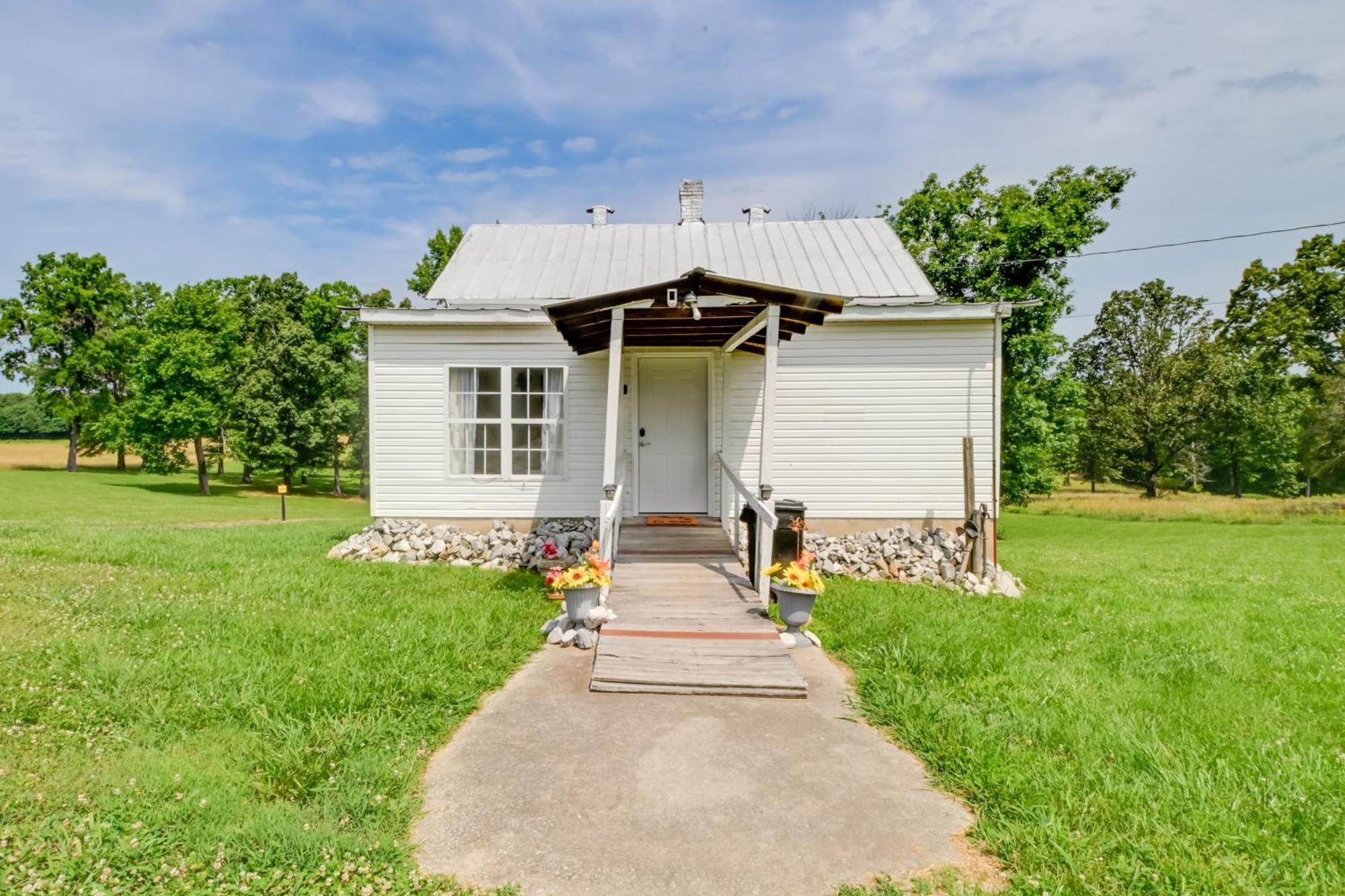 Serene Mcewen Cottage About 2 Mi To Golf Course! Экстерьер фото